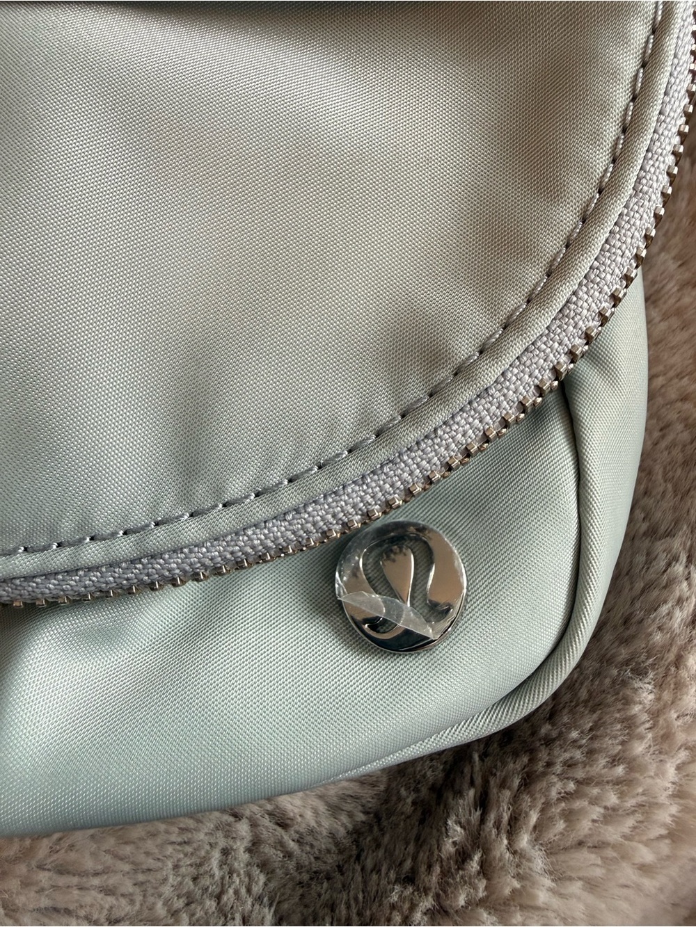 NWOT Lululemon All Night Festival Bag - Picture 7 of 9